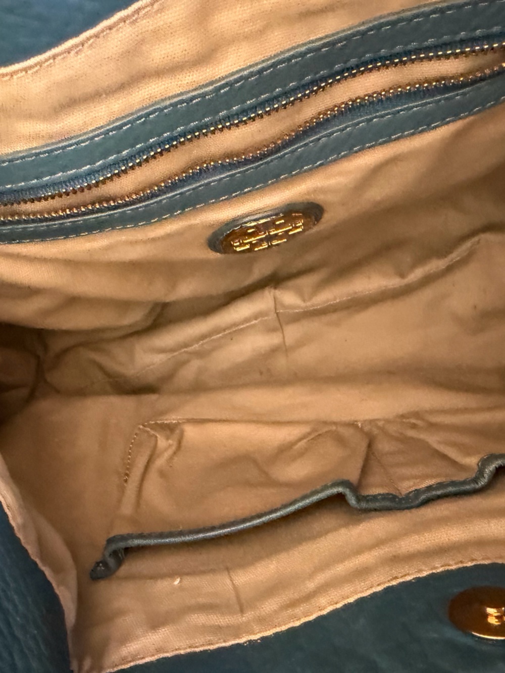 Tory Burch Blue Teal Pebbled Leather Shoulder Bag with Gold Logo - Picture 7 of 14